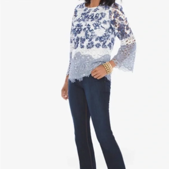 Chico’s Printed Lace Popover Top
0 Petite ( Size 4) White Navy - Picture 2 of 13